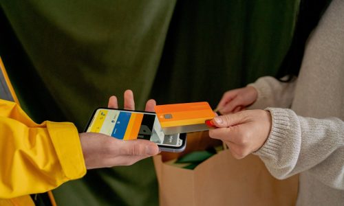 digitalisation des paiements : paiement par e-wallet sur un téléphone