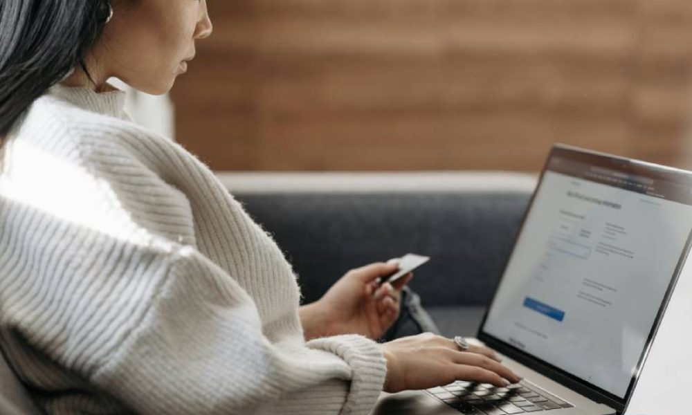 Paiement par carte en ligne : le guide complet et solutions 
